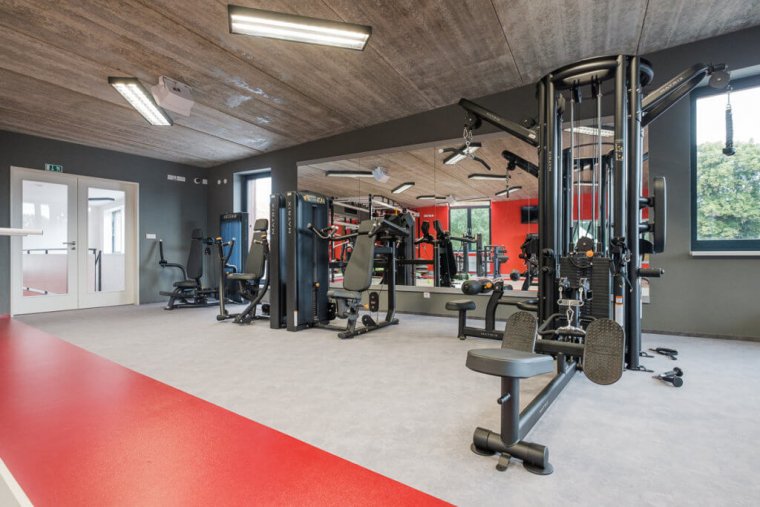 Tenisový komplex s moderním fitness centrem je perlou Hradce Králové_08.jpg