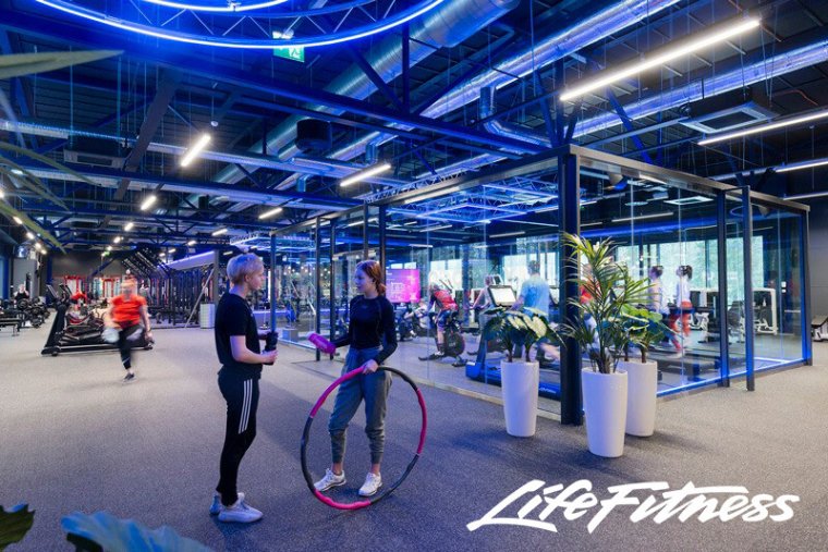 Life Fitness Gymspiration Neonové fitko GO GO Gym 2.jpg